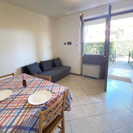 Apartment With Garden And Grill - Green Residence Sirmione Desenzano del Garda Eksteriør billede